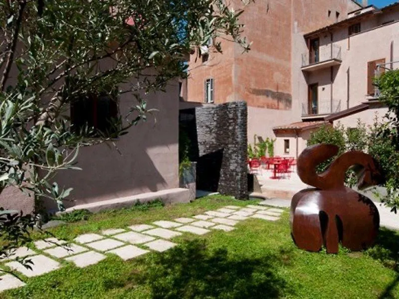 Hotel De Rome