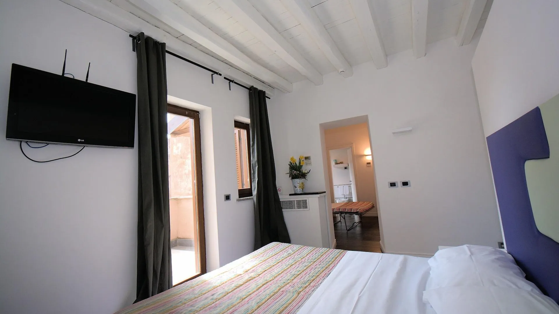 Hotel De Rom 3*,  Italien