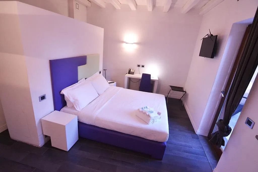 Hotel De Rom